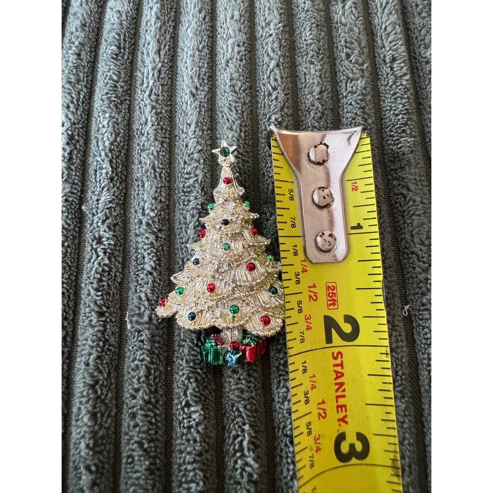 Steven Michael Christmas Tree Pin Brooch Rhinestone Presents‎ Gold Tone Star